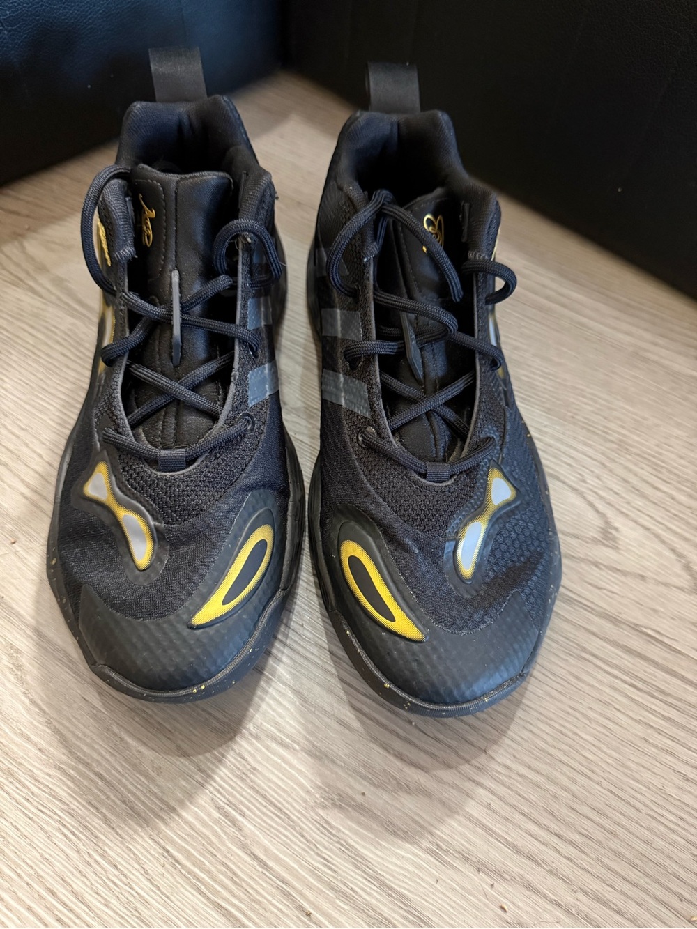 BRAND NEW Size 9 - Candace Parker x adidas Exhibit A Black Gold Woman